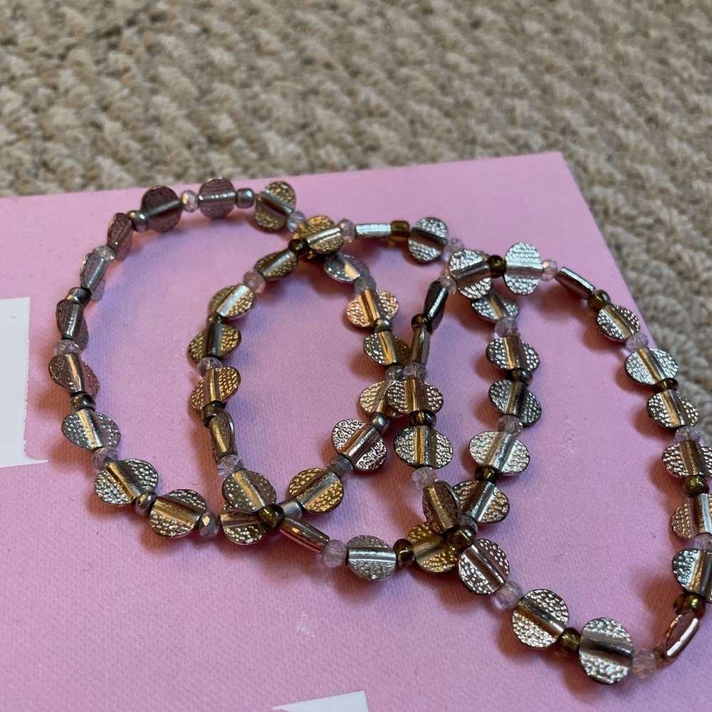 Francesca’s tan rhinestone bracelet set